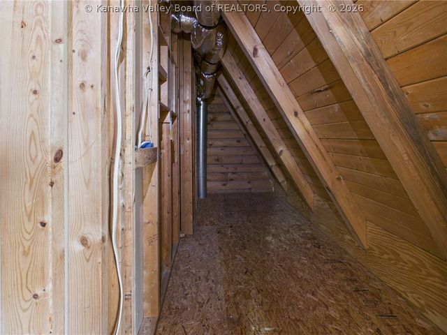 5152 Servia Elmira Road, Duck, WV 25063