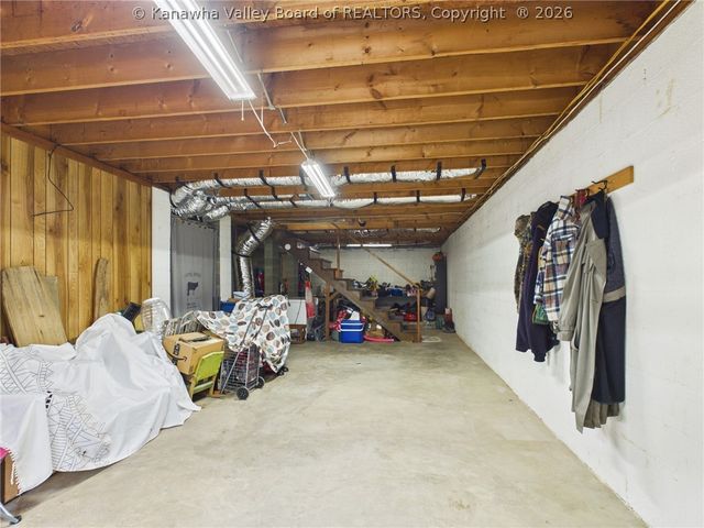 5152 Servia Elmira Road, Duck, WV 25063