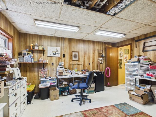 5152 Servia Elmira Road, Duck, WV 25063