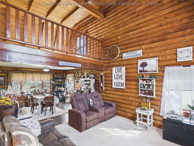 5152 Servia Elmira Road, Duck, WV 25063