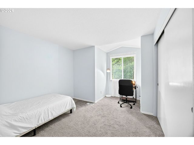 6905 Sw 188TH Ave, Beaverton, OR 97007