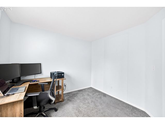 6905 Sw 188TH Ave, Beaverton, OR 97007