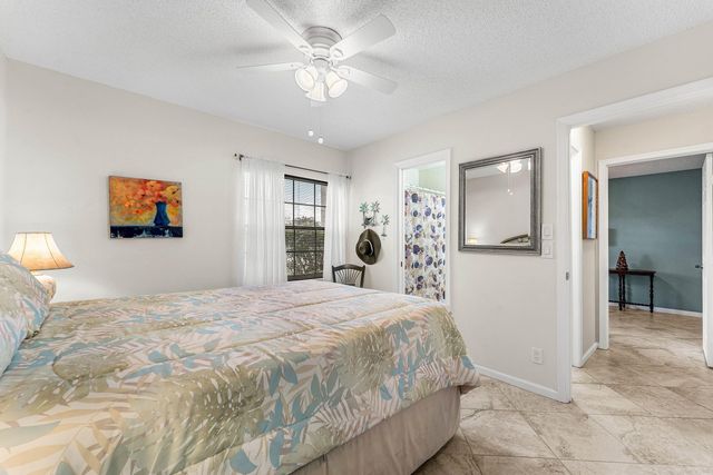 5574 Parkwalk Circle E, Boynton Beach, FL 33472