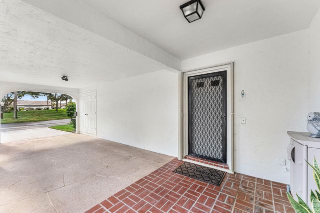 5574 Parkwalk Circle E, Boynton Beach, FL 33472