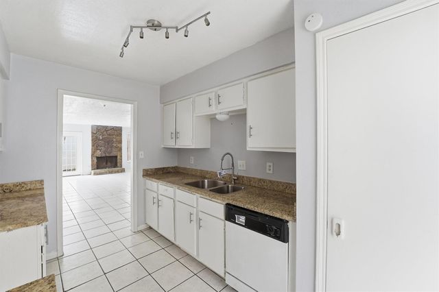 12411 W Village Drive C, Houston, TX 77039