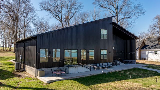 27600 S 563 Road, Monkey Island, OK 74331