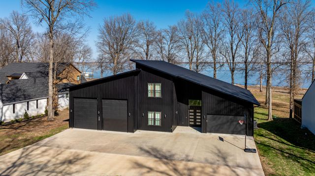 27600 S 563 Road, Monkey Island, OK 74331