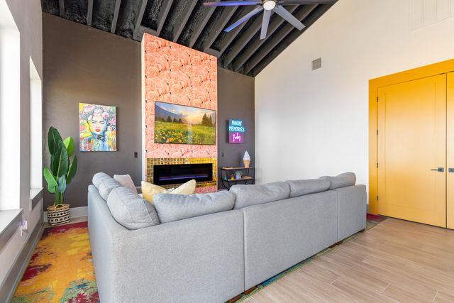 27600 S 563 Road, Monkey Island, OK 74331