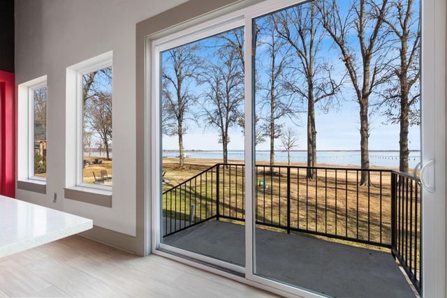 27600 S 563 Road, Monkey Island, OK 74331