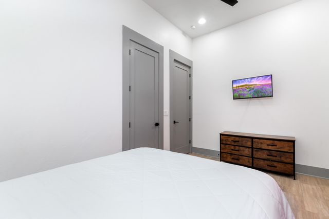 27600 S 563 Road, Monkey Island, OK 74331