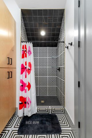 27600 S 563 Road, Monkey Island, OK 74331