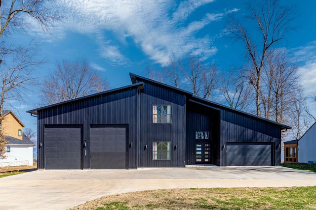 27600 S 563 Road, Monkey Island, OK 74331