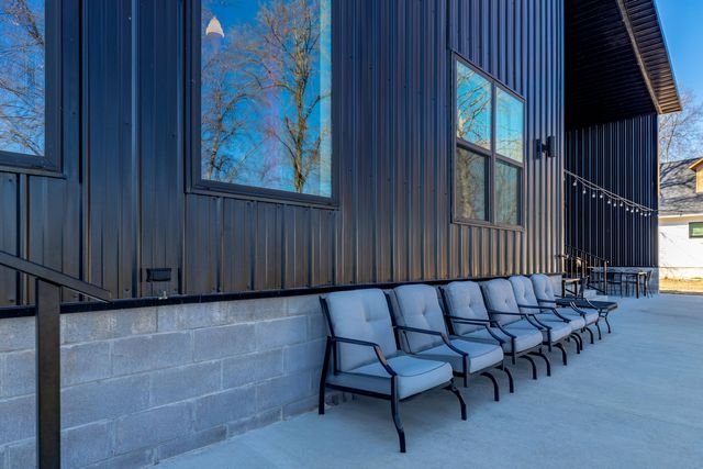 27600 S 563 Road, Monkey Island, OK 74331