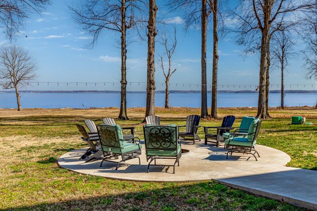 27600 S 563 Road, Monkey Island, OK 74331