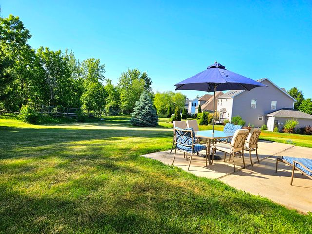 88 Bergamo Court, Crown Point, IN 46307