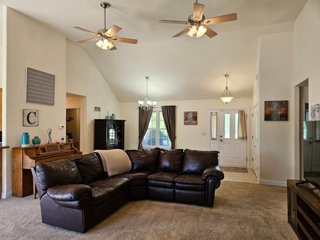 88 Bergamo Court, Crown Point, IN 46307