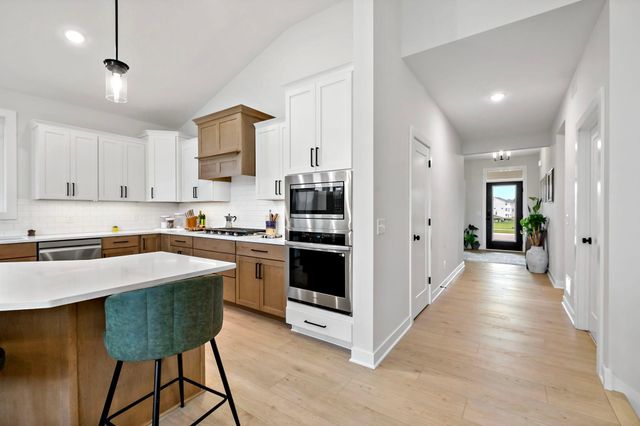 3299 Linden Avenue Court N, Lake Elmo, MN 55042
