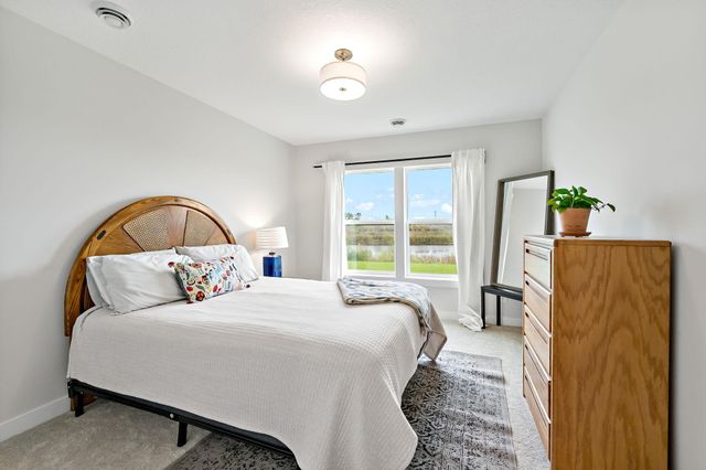 3299 Linden Avenue Court N, Lake Elmo, MN 55042