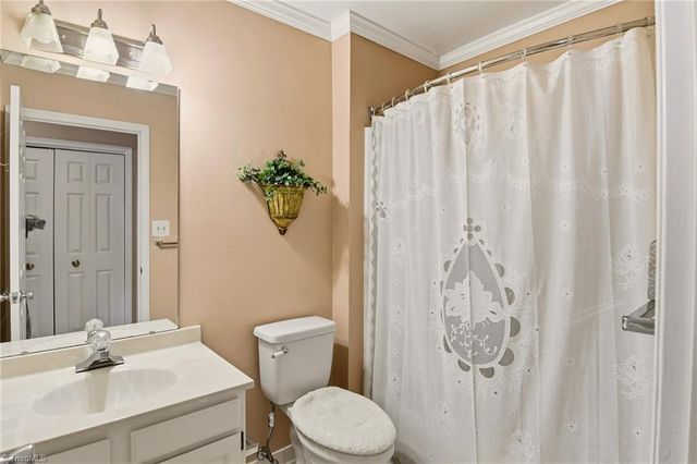 29 Brownstone Lane, Greensboro, NC 27410