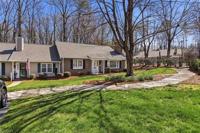 29 Brownstone Lane, Greensboro, NC 27410