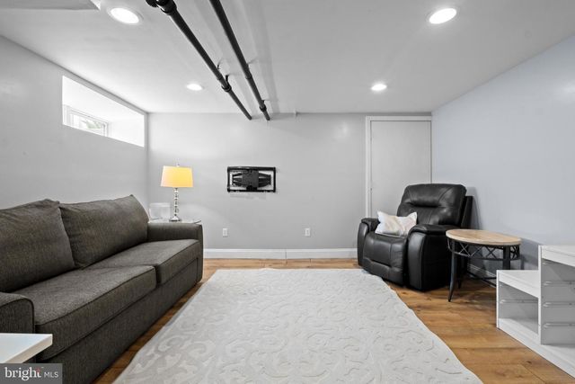 464 BROOKHURST AVE, Penn Valley, PA 19072