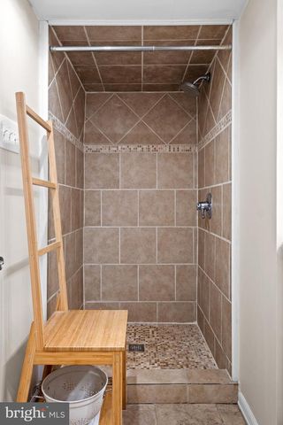 464 BROOKHURST AVE, Penn Valley, PA 19072