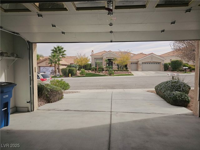 2833 Vista Butte Drive, Las Vegas, NV 89134
