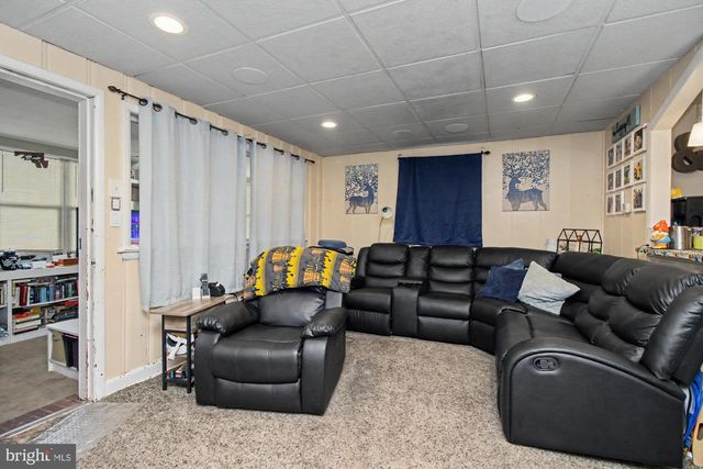 14 TORQUE WAY, Baltimore, MD 21220