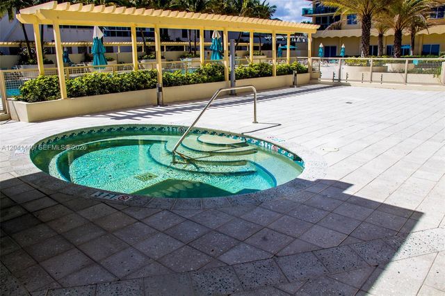 2501 S Ocean Drive 327, Hollywood, FL 33019