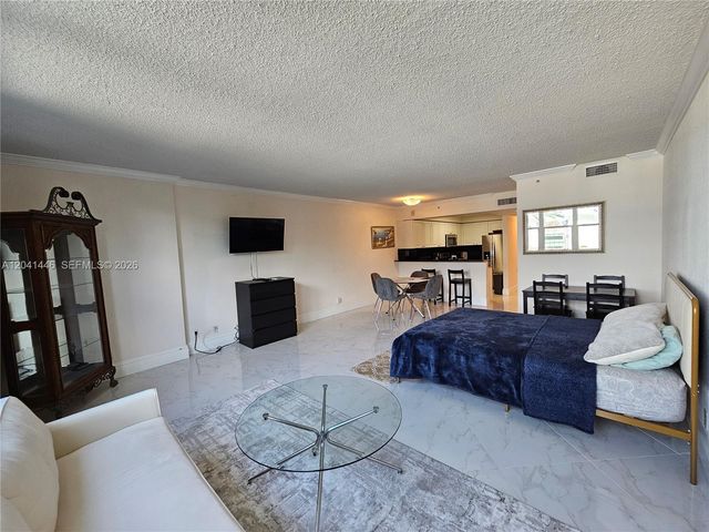 2501 S Ocean Drive 327, Hollywood, FL 33019
