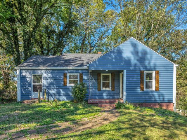 208 Inglewood Dr, Clarksville, TN 37040