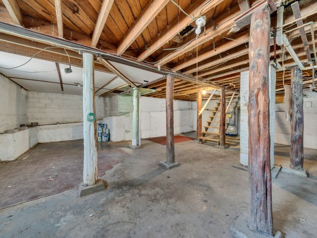 208 Inglewood Dr, Clarksville, TN 37040