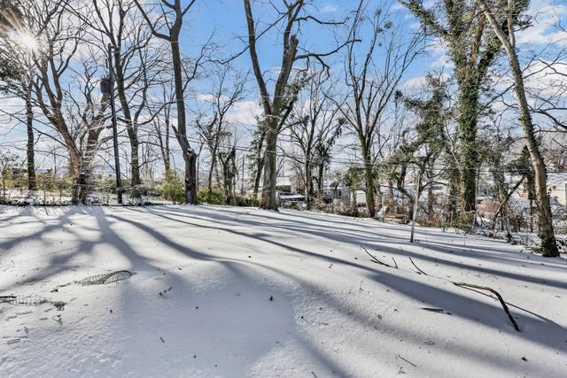 208 Inglewood Dr, Clarksville, TN 37040