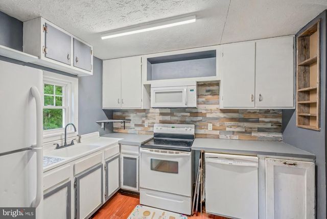 161 HAZEL LN, Capon Bridge, WV 26711