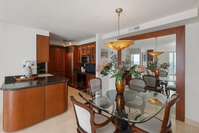 1830 Avenida Del Mundo 909, Coronado, CA 92118