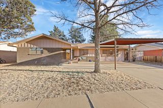 402 E June St, Alpine, TX 79830