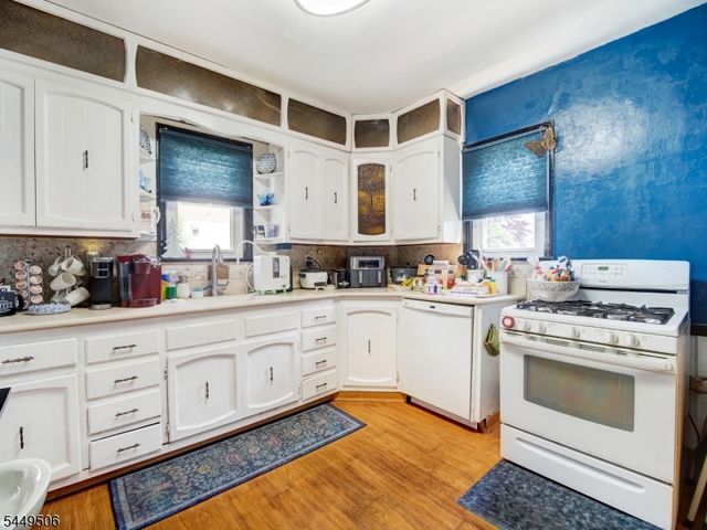 38 S 23Rd St, Kenilworth Boro, NJ 07033