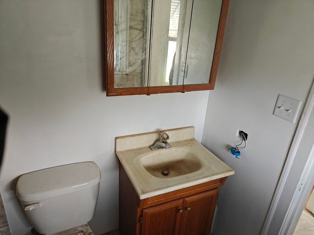 13842 S School Street, Riverdale, IL 60827