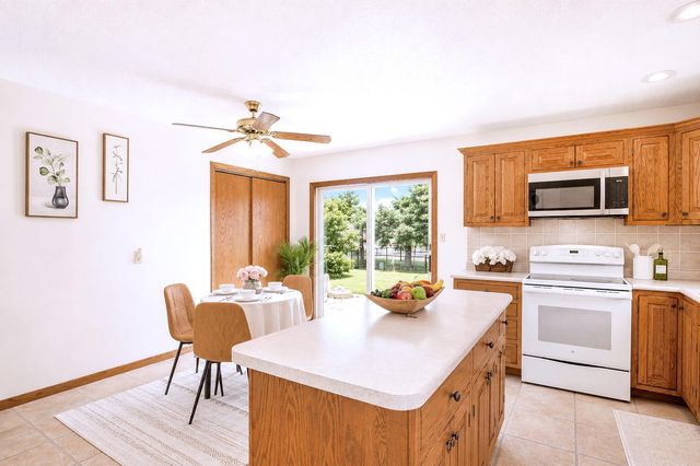 2007 2nd Avenue SE, Austin, MN 55912