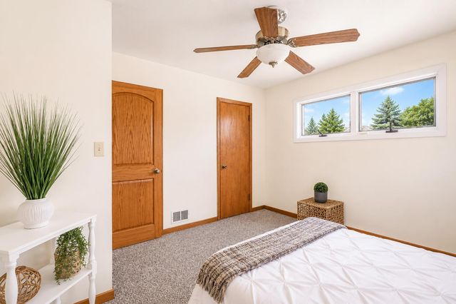 2007 2nd Avenue SE, Austin, MN 55912