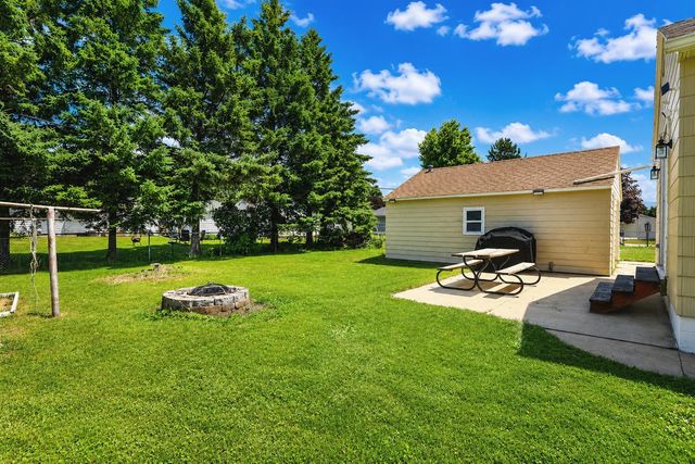 2007 2nd Avenue SE, Austin, MN 55912