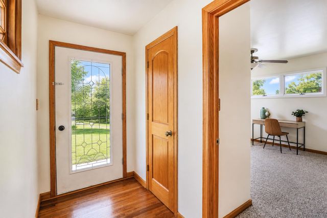 2007 2nd Avenue SE, Austin, MN 55912