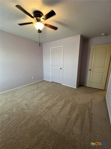 1057 Clarkston Drive, Seguin, TX 78155