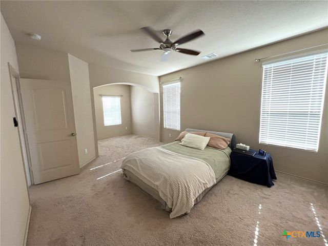 1057 Clarkston Drive, Seguin, TX 78155