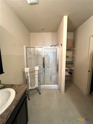1057 Clarkston Drive, Seguin, TX 78155