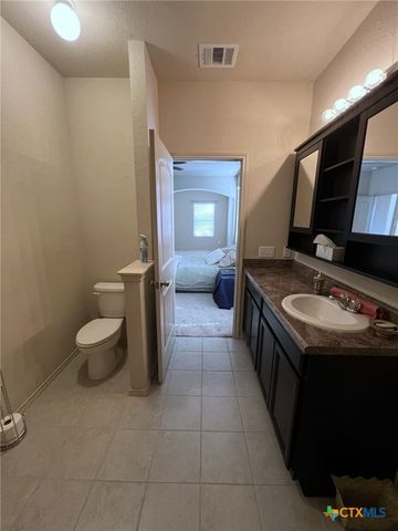 1057 Clarkston Drive, Seguin, TX 78155