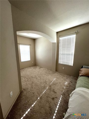1057 Clarkston Drive, Seguin, TX 78155