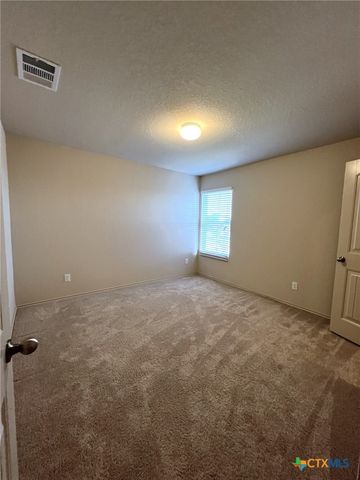 1057 Clarkston Drive, Seguin, TX 78155