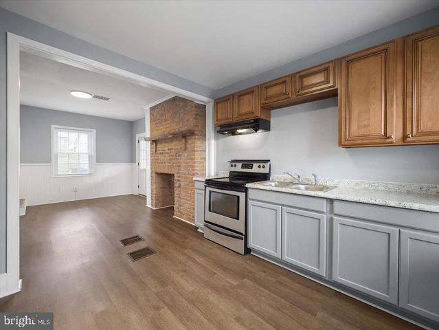 6748 SHOESTRING HILL RD, Waynesboro, PA 17268