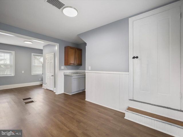 6748 SHOESTRING HILL RD, Waynesboro, PA 17268